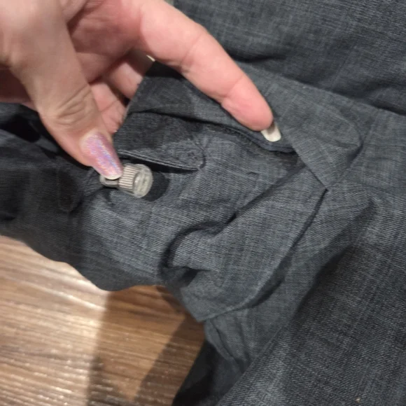 L L Bean Down Gray Hooded Winter Jacket with Fur Trim Size XL - Picture 5 of 7